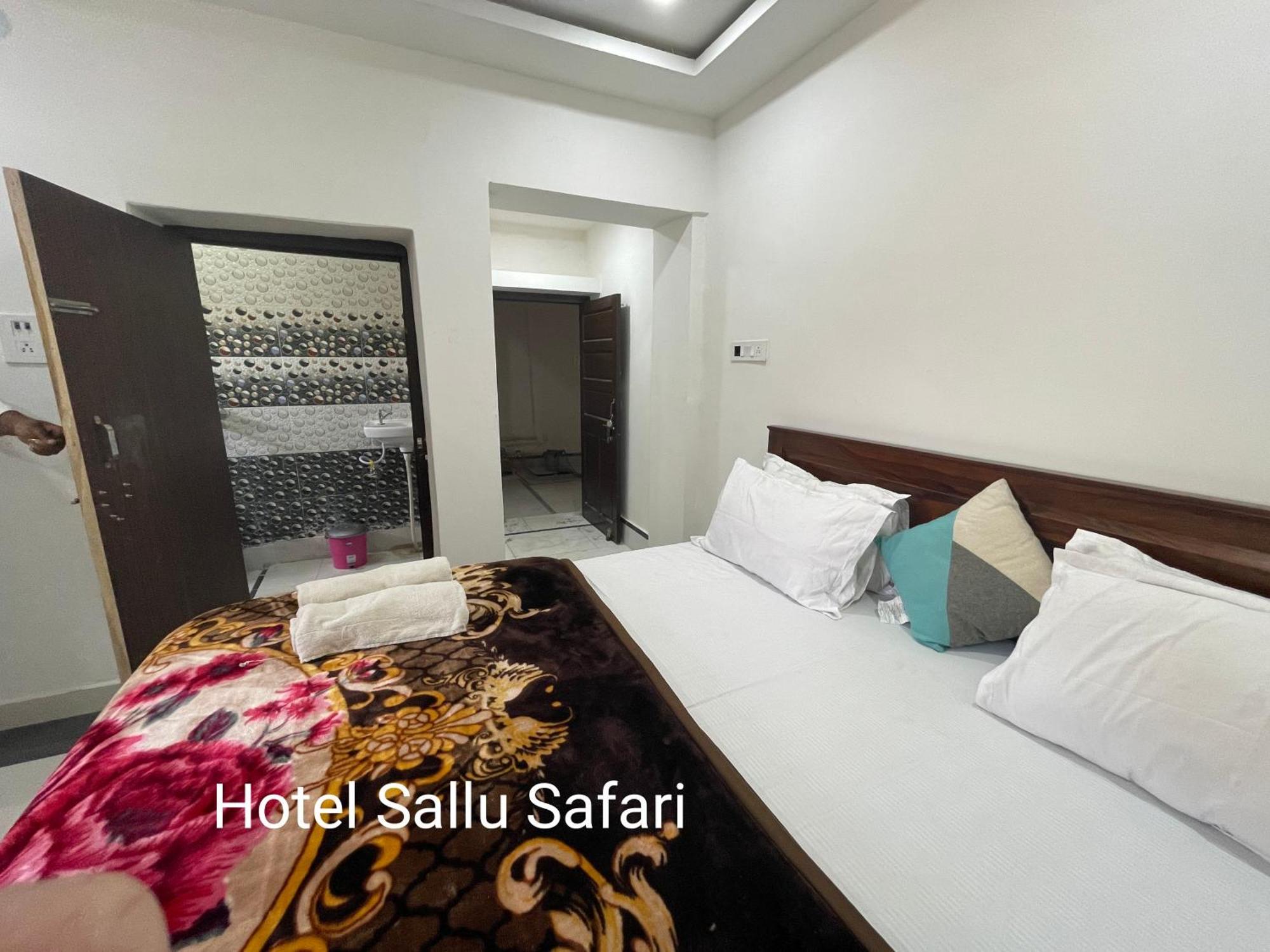 Hotel Sallu Safari Джайсалмер Екстер'єр фото